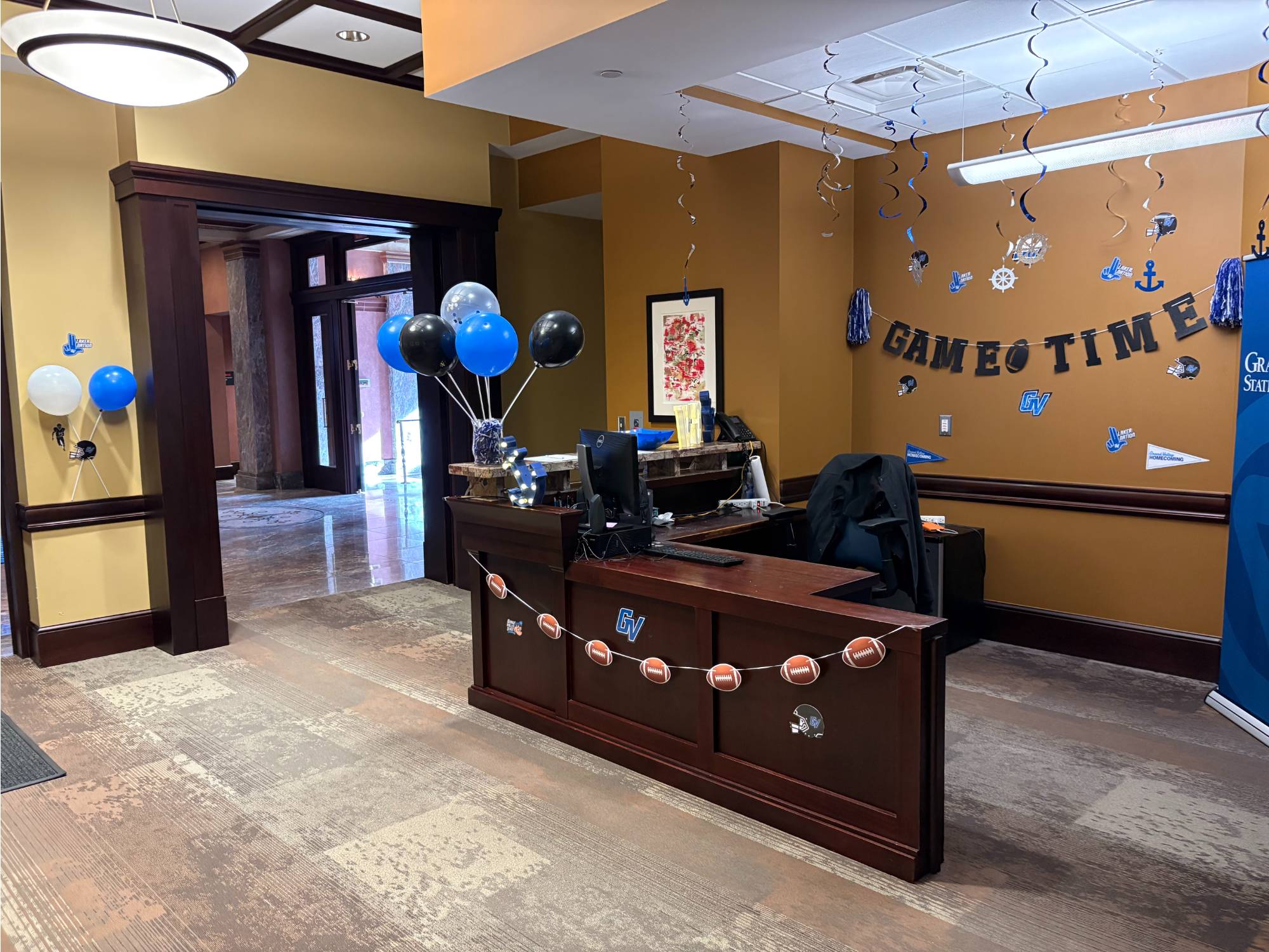 Detroit Center Homecoming office decorations, front desk